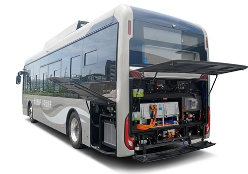 Los primeros autobuses propulsados ​​por hidrógeno de Italia entran en servicio en Bolonia; se lanza oficialmente una flota de 127 vehículos.