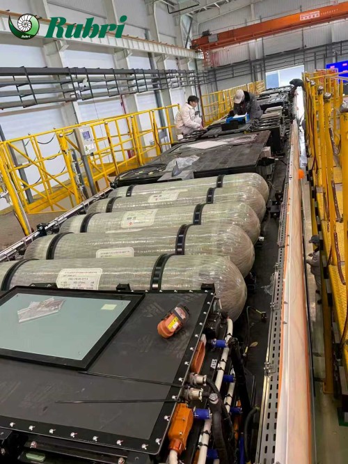 Tanque de almacenamiento de hidrógeno de fibra de carbono tipo IV de 210 L y 700 bar con válvula de hidrógeno.